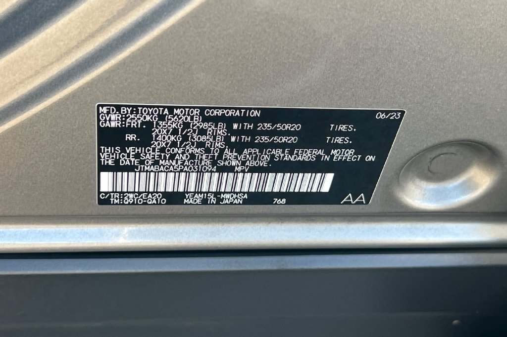 Certified 2023 Toyota bZ4X AWD image 30