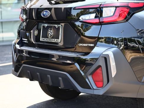 Used 2025 Subaru Crosstrek 2.5i Limited w/ Crosstrek Mirror Package AWD/4WD image 9