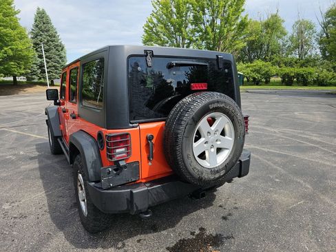 Used 2015 Jeep Wrangler Unlimited Sport w/ Quick Order Package 24S AWD/4WD image 5