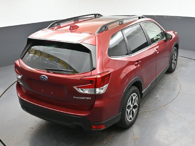 Used 2023 Subaru Forester Premium AWD/4WD image 41