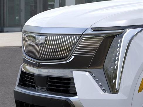 New 2026 Cadillac Escalade IQ Luxury 1 w/ LPO, Floor Liner Package AWD/4WD image 13