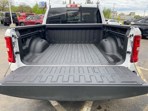 Used 2025 RAM 1500 Laramie AWD/4WD image 23