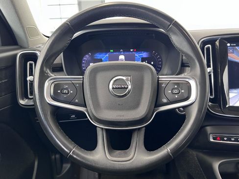 Used 2023 Volvo XC40 B5 Ultimate w/ Protection Package Premier AWD/4WD image 5