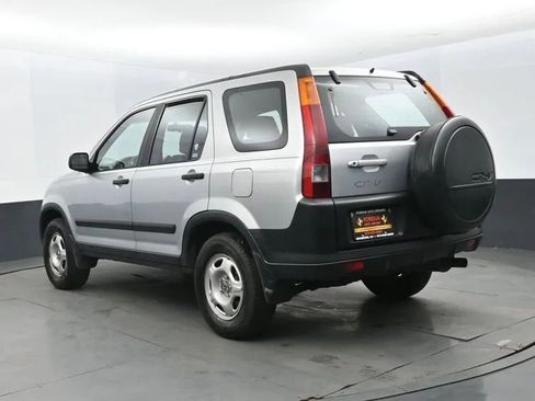Used 2004 Honda CR-V LX image 9