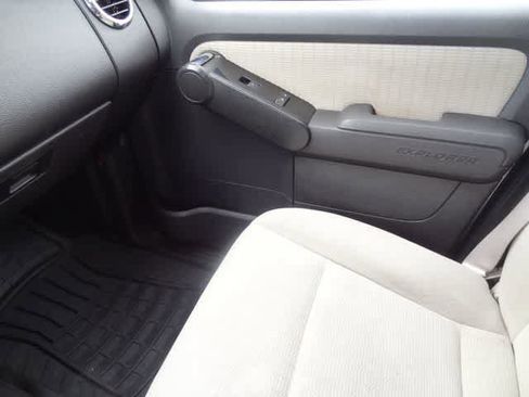 Used 2008 Ford Explorer XLT RWD image 23