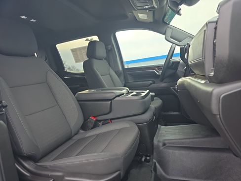 Certified 2024 GMC Sierra 1500 Elevation image 10