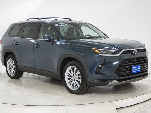 Used 2024 Toyota Grand Highlander Platinum image 15