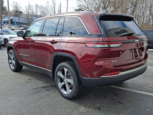 New 2026 Jeep Grand Cherokee Limited image 4