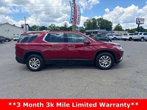 Used 2018 Chevrolet Traverse LT w/ LPO, Floor Liner Package AWD/4WD image 2