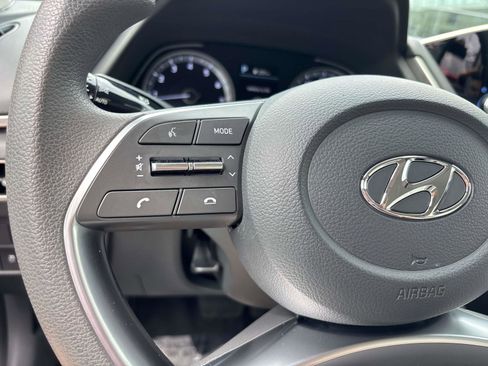 Used 2023 Hyundai Sonata SEL w/ Preferred Accessory Package image 17