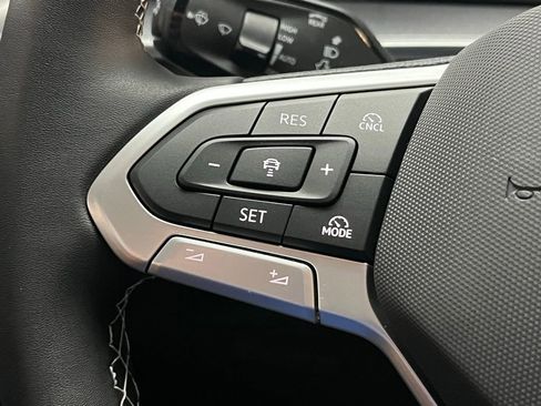 New 2025 Volkswagen Tiguan S image 25