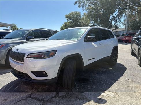 Used 2023 Jeep Cherokee Altitude Lux w/ Lux Elite Package AWD/4WD image 4