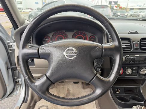 Used 2002 Nissan Sentra SE-R image 21