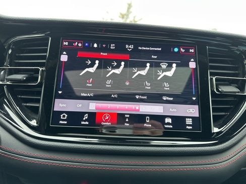 Used 2024 Dodge Durango GT image 67