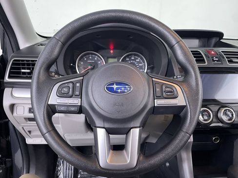 Used 2017 Subaru Forester 2.5i Premium w/ All-Weather Package AWD/4WD image 13