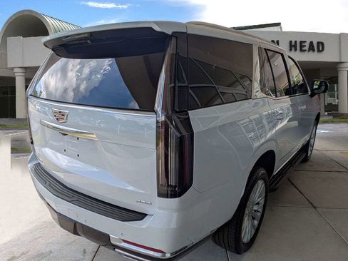 Certified 2026 Cadillac Escalade 4WD image 6