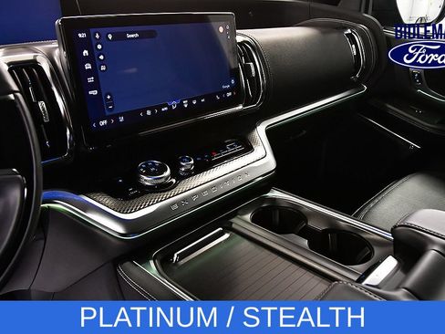 Used 2025 Ford Expedition Platinum w/ Stealth Appearance Package AWD/4WD image 21