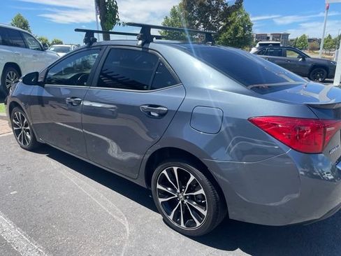 Used 2017 Toyota Corolla SE w/ SE Premium Package FWD image 5