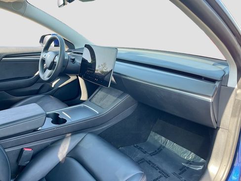 Used 2023 Tesla Model 3 Standard Range RWD image 27