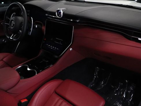 Used 2023 Maserati Grecale Modena image 28