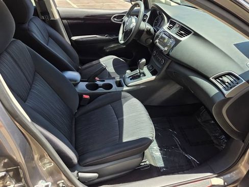 Used 2016 Nissan Sentra SV FWD image 15