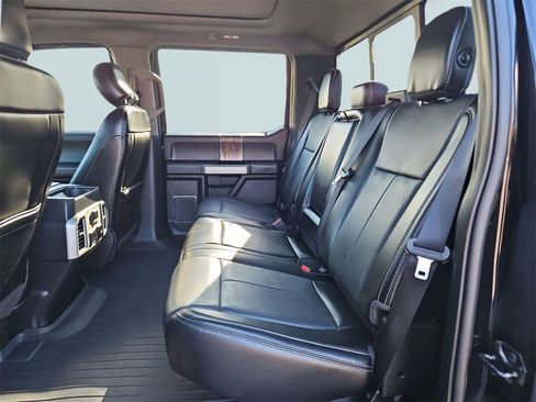 Used 2018 Ford F150 Lariat w/ Equipment Group 502A Luxury image 23