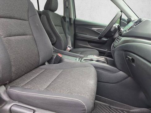 Used 2023 Honda Ridgeline Sport image 19