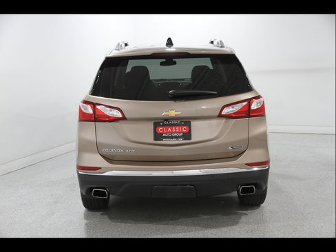 Used 2018 Chevrolet Equinox Premier FWD image 20
