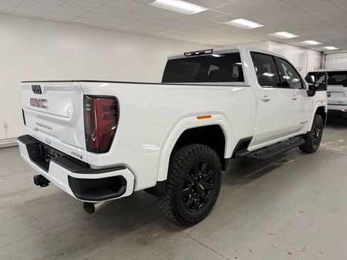 New 2026 GMC Sierra 2500 AT4 image 7