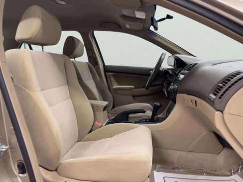 Used 2004 Honda Accord LX image 20