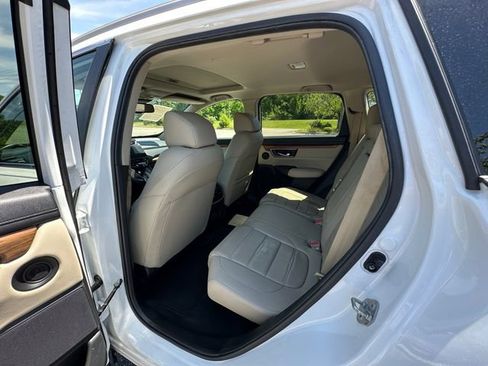 Used 2019 Honda CR-V Touring image 18