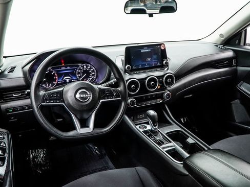 Used 2024 Nissan Sentra SV image 5