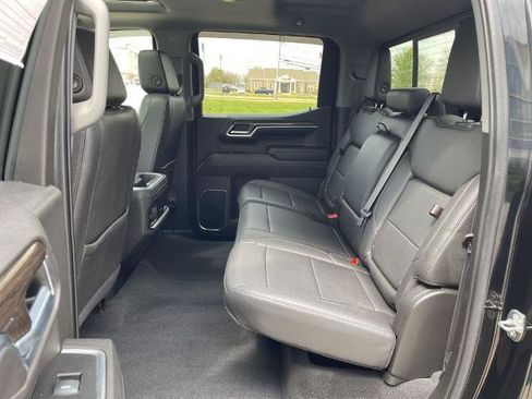 Used 2022 Chevrolet Silverado 1500 RST w/ Convenience Package II AWD/4WD image 11