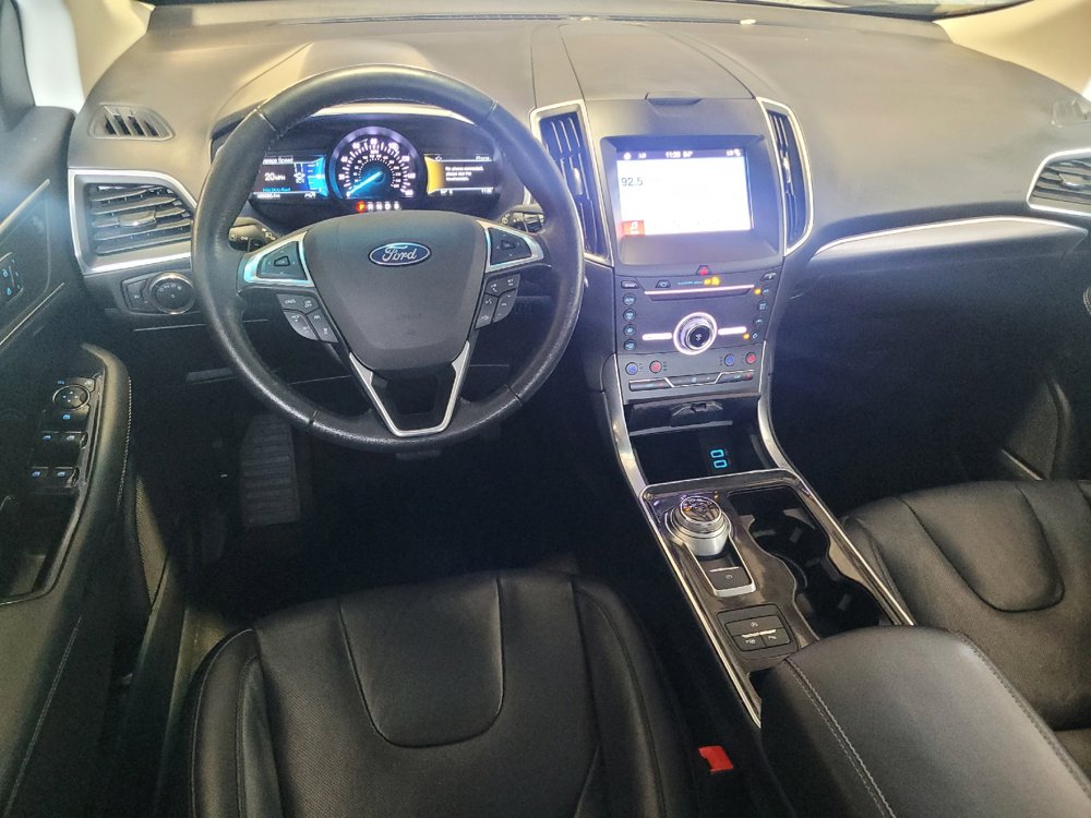 Used 2019 Ford Edge Titanium w/ Equipment Group 301A AWD/4WD image 22