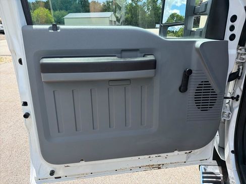 Used 2014 Ford F350 XL w/ Snow Plow Prep Package AWD/4WD image 18