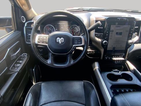 Used 2022 RAM 3500 Laramie AWD/4WD image 6
