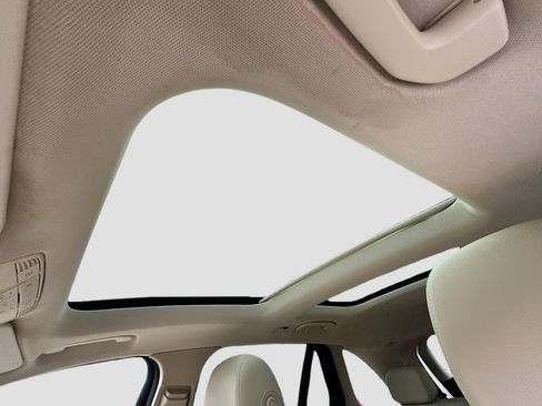 Used 2018 Mercedes-Benz GLC 300 image 19