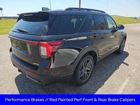 Used 2025 Ford Explorer ST-Line w/ ST-Line Street Pack AWD/4WD image 5