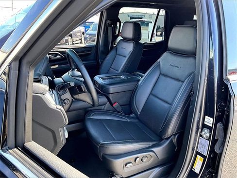 Used 2023 GMC Yukon Denali w/ Max Trailering Package image 10