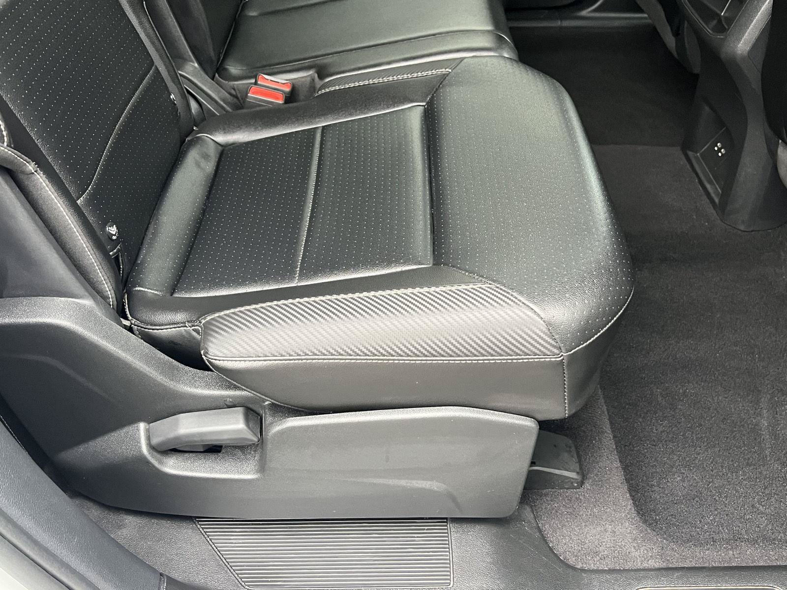 Used 2022 Volkswagen Atlas Cross Sport SE FWD image 24