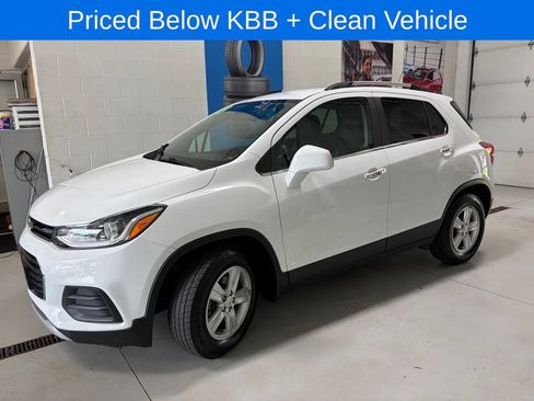 Used 2019 Chevrolet Trax LT w/ LT Convenience Package FWD image 5