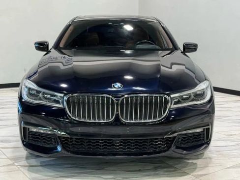 Used 2018 BMW 750i xDrive AWD/4WD image 4