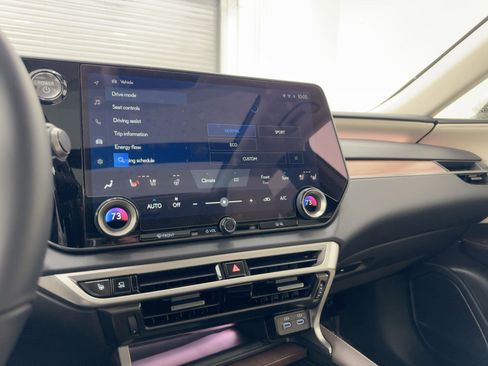 New 2026 Lexus RX 450h AWD image 20