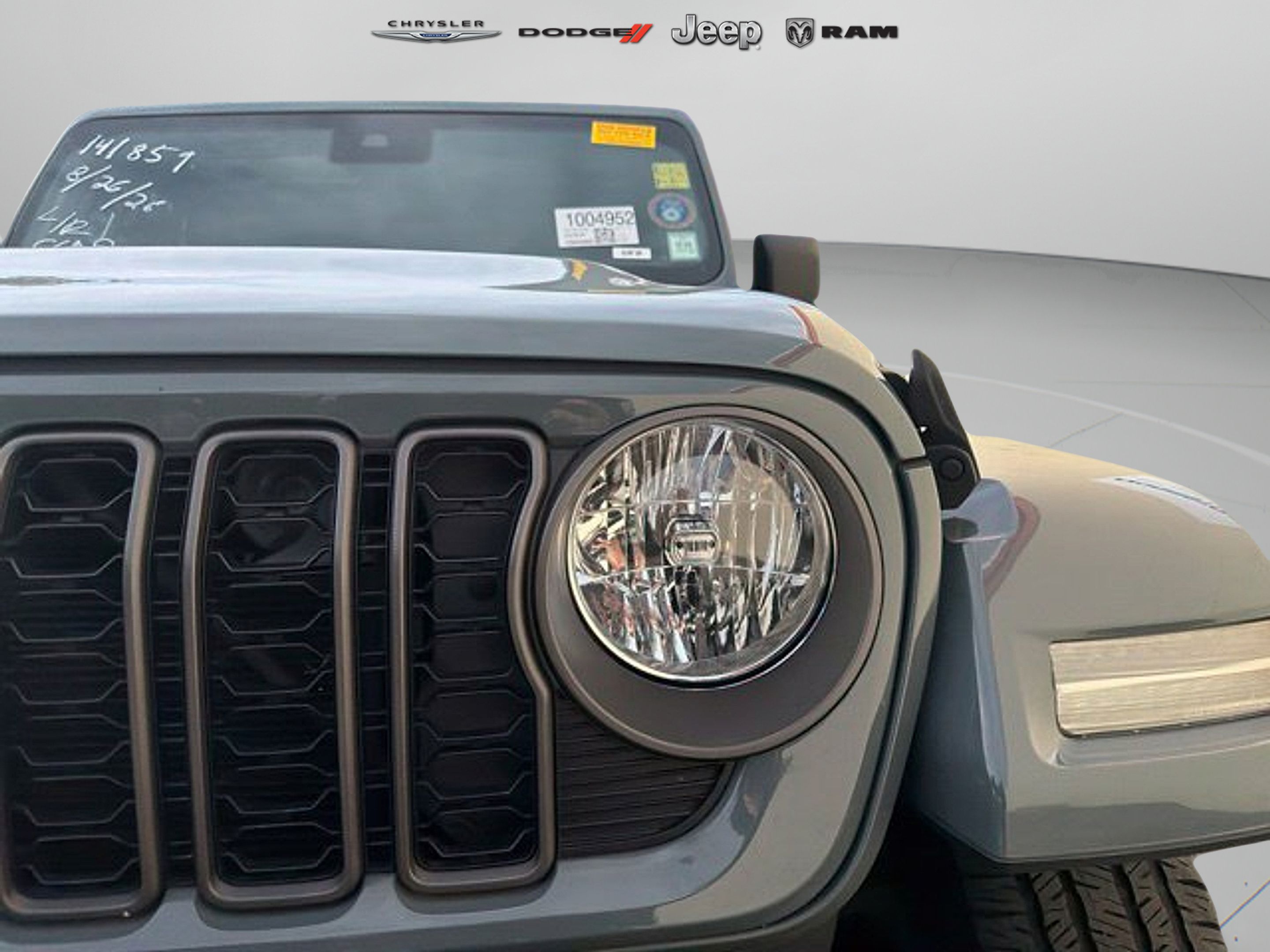 Used 2024 Jeep Wrangler Unlimited w/ Convenience Group AWD/4WD image 23
