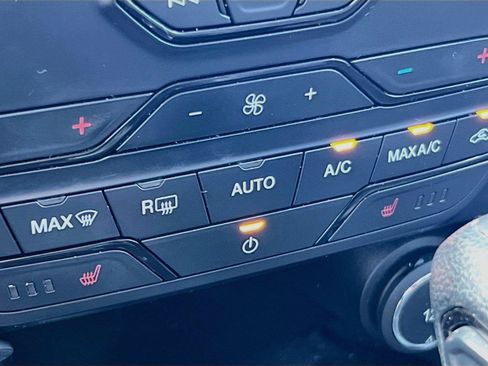 Used 2021 Ford Ranger Lariat w/ Equipment Group 501A High AWD/4WD image 16