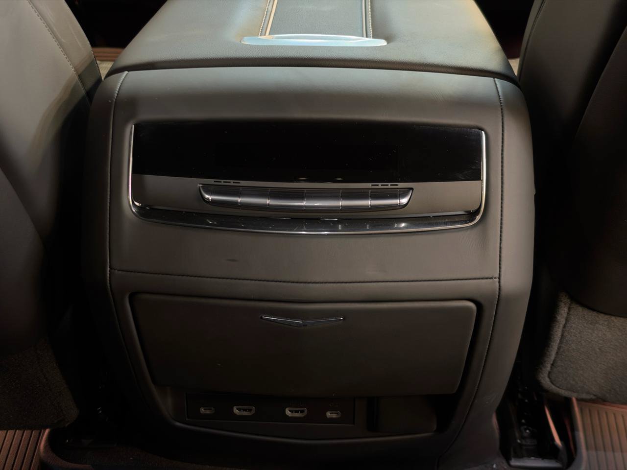 Used 2023 Cadillac Escalade V AWD/4WD image 27