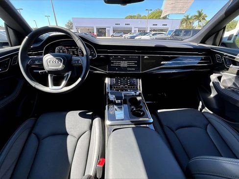 Certified 2025 Audi Q8 Prestige w/ Prestige Package image 3