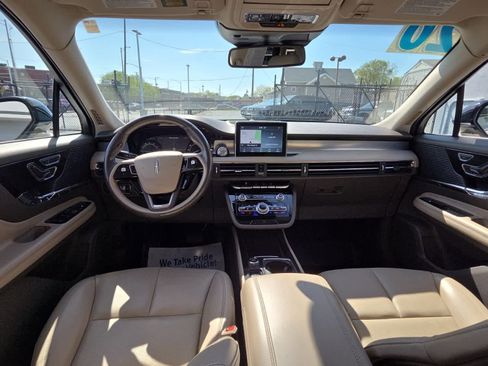 Used 2020 Lincoln Corsair AWD w/ Equipment Group 101A image 16