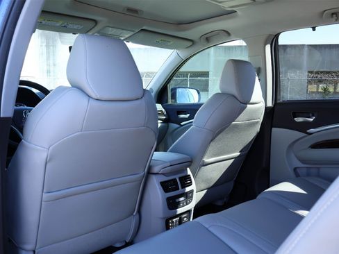 Used 2016 Acura MDX SH-AWD w/ Tech & Entertainment image 12