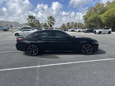 Used 2023 BMW 530i w/ M Sport Package image 3